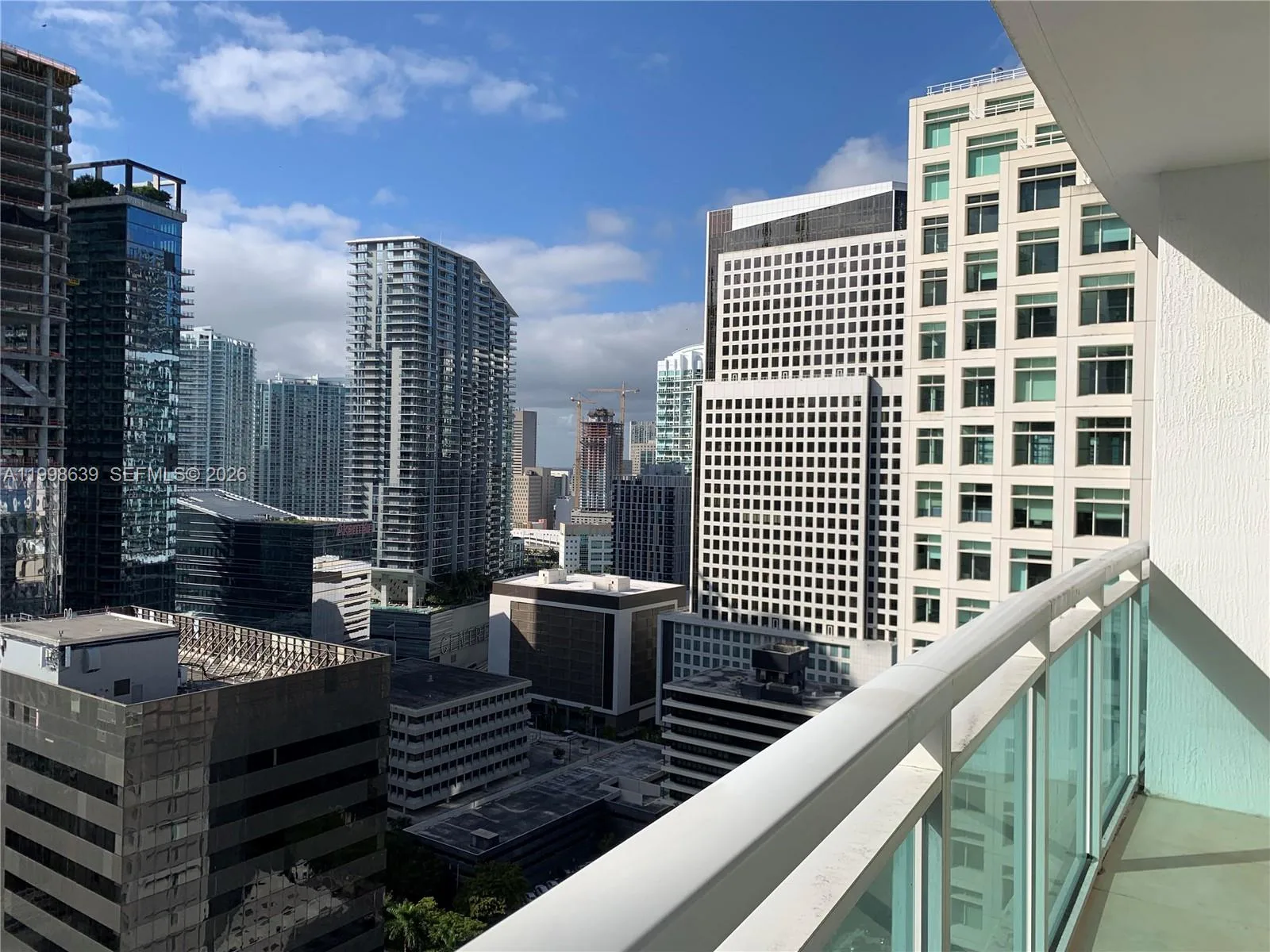 950 Brickell Bay Dr # 2801, Miami, FL 33131