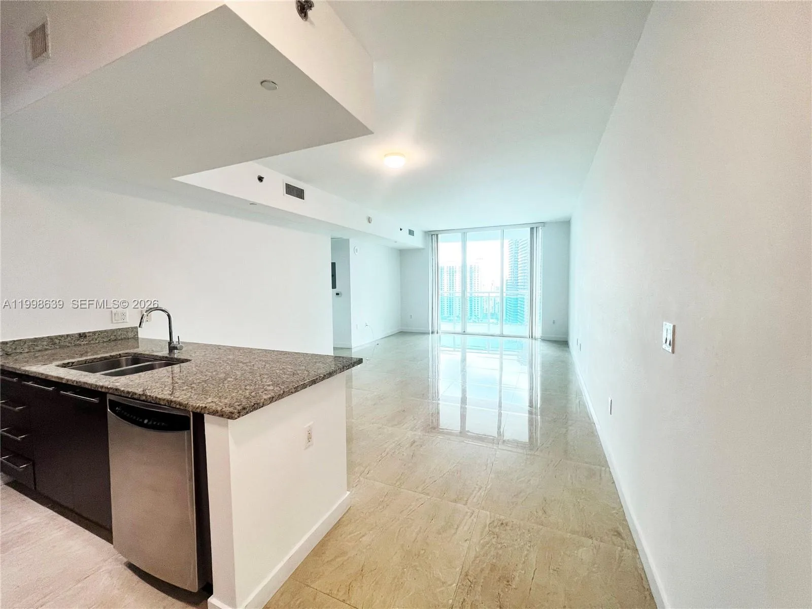 950 Brickell Bay Dr # 2801, Miami, FL 33131 photo 2