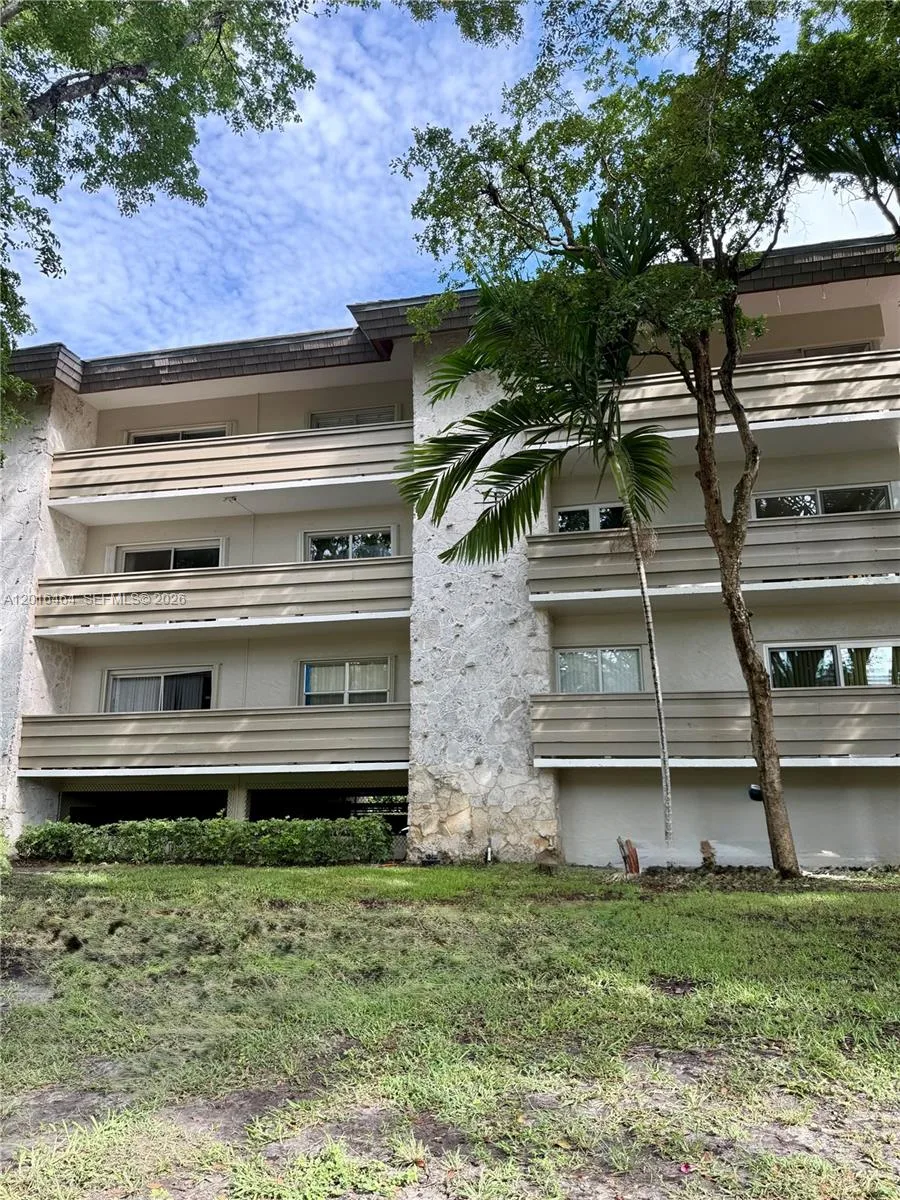 1205 Mariposa Ave # 301, Coral Gables, FL 33146 photo 2
