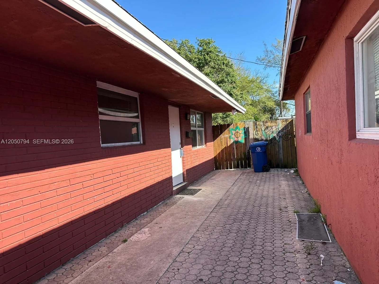 623 NW 9th Ave # 3, Fort Lauderdale, FL 33311 photo 3