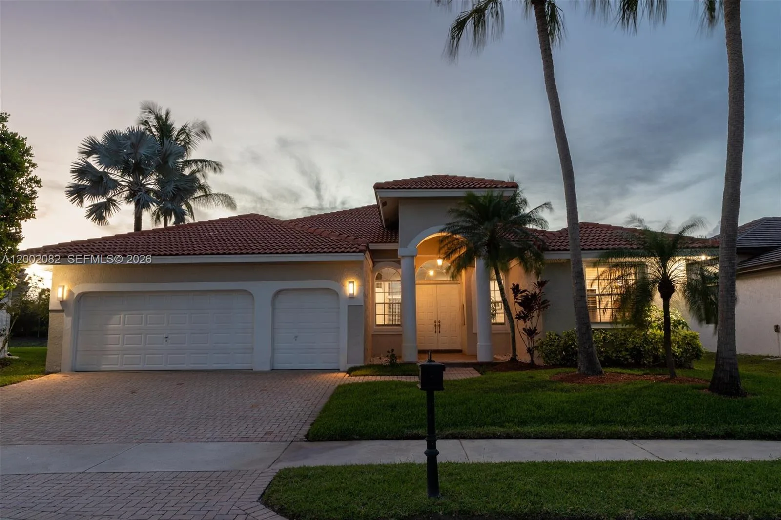 2557 Jardin Ter, Weston, FL 33327