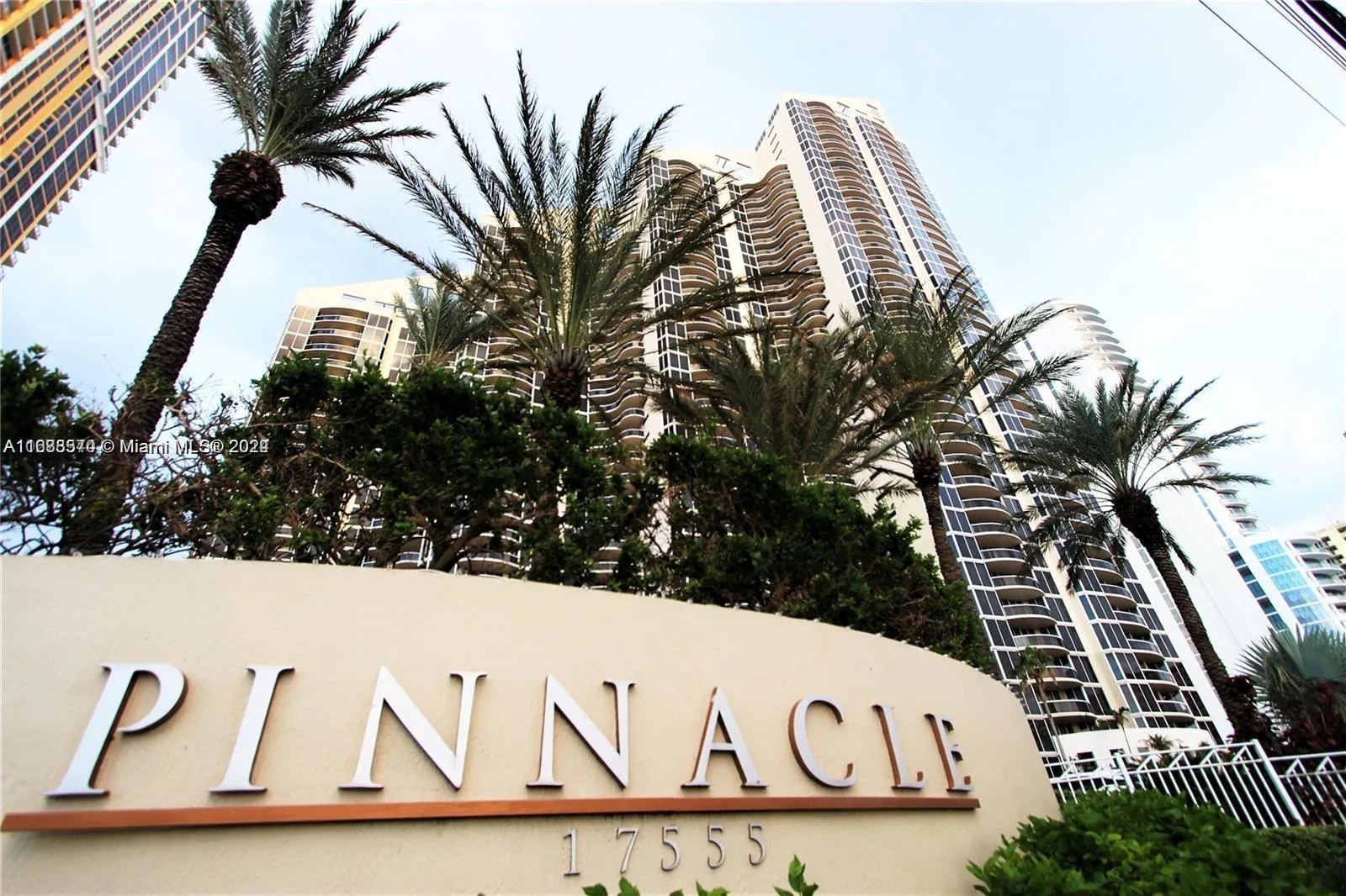 17555 Collins Ave # 2502, Sunny Isles Beach, FL 33160 photo 6