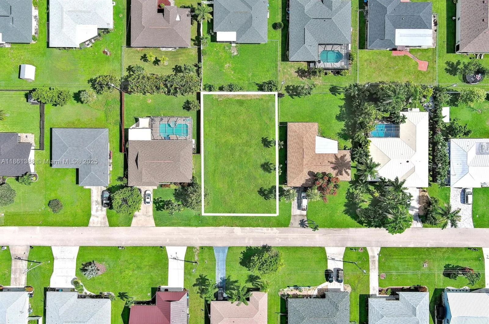 225 SW 46TH TER, Cape Coral, FL 33914 photo 2