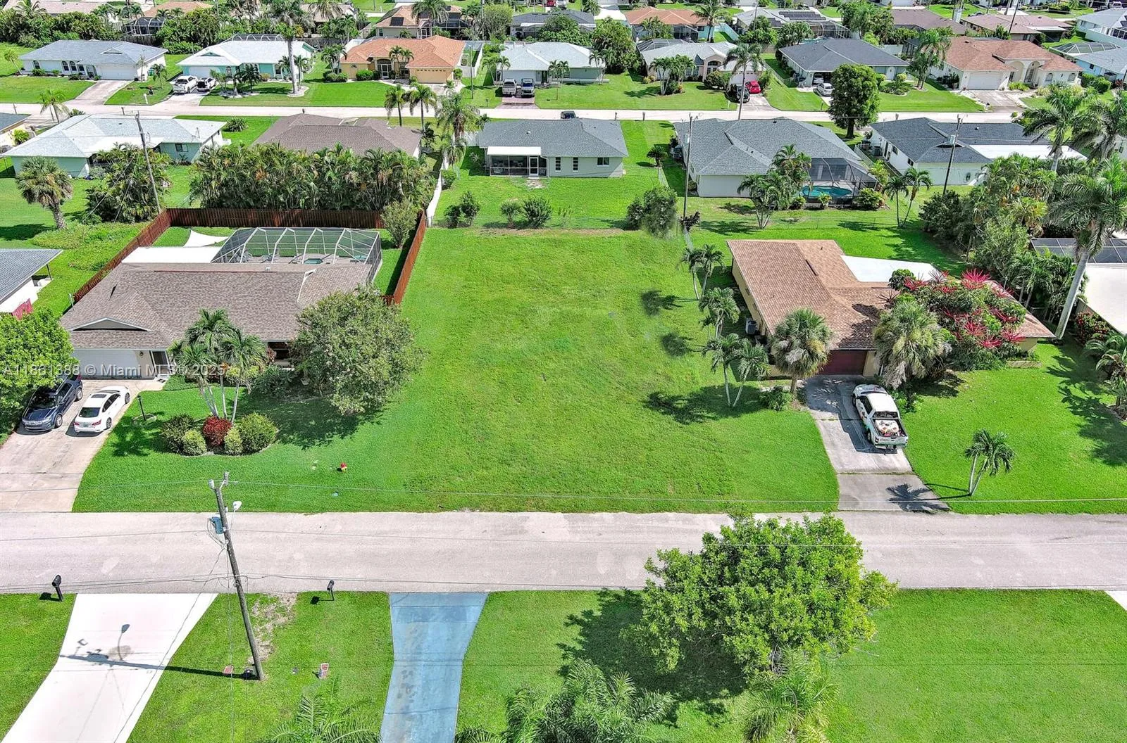 225 SW 46TH TER, Cape Coral, FL 33914 photo 7