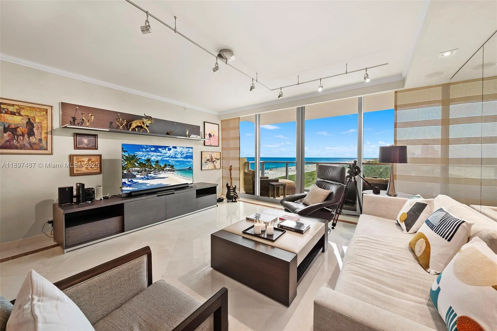 1455 Ocean Dr # 1003, Miami Beach, FL 33139 photo 3