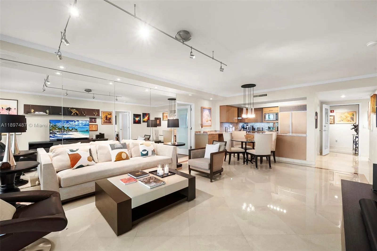 1455 Ocean Dr # 1003, Miami Beach, FL 33139 photo 6