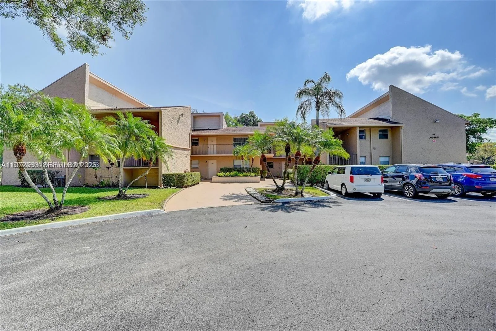 7582 NW 86th Ter # 104, Tamarac, FL 33321 photo 3