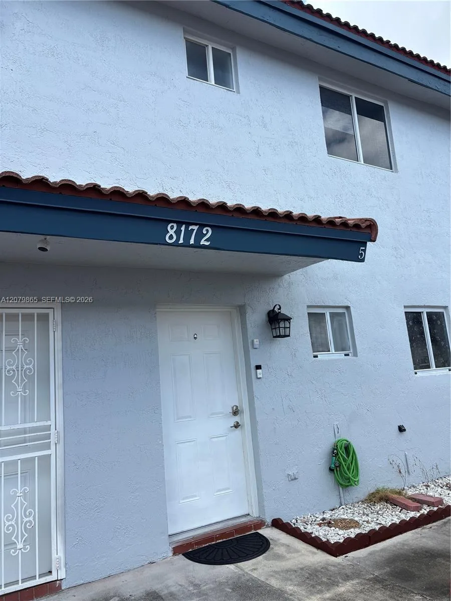 8172 NW 10th St # 5, Miami, FL 33126