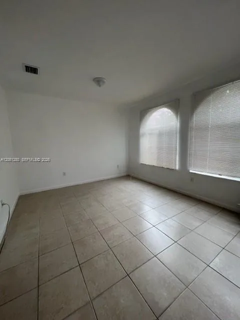 3632 NW 30th Ct # 10F, Lauderdale Lakes, FL 33311