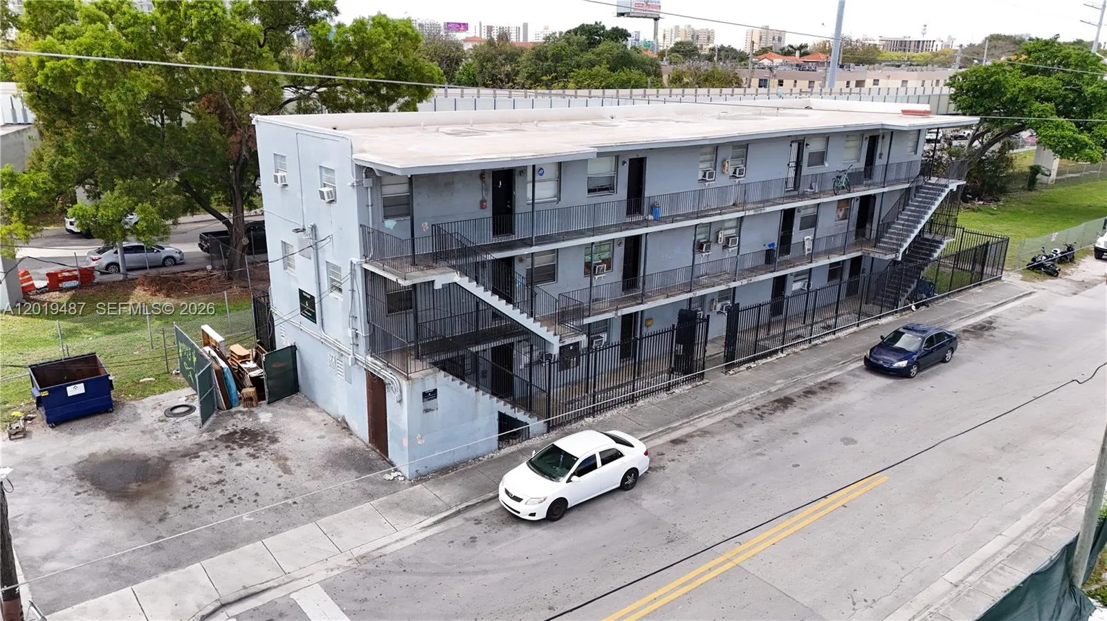 220 NW 11th Ter, Miami, FL 33136 photo 12