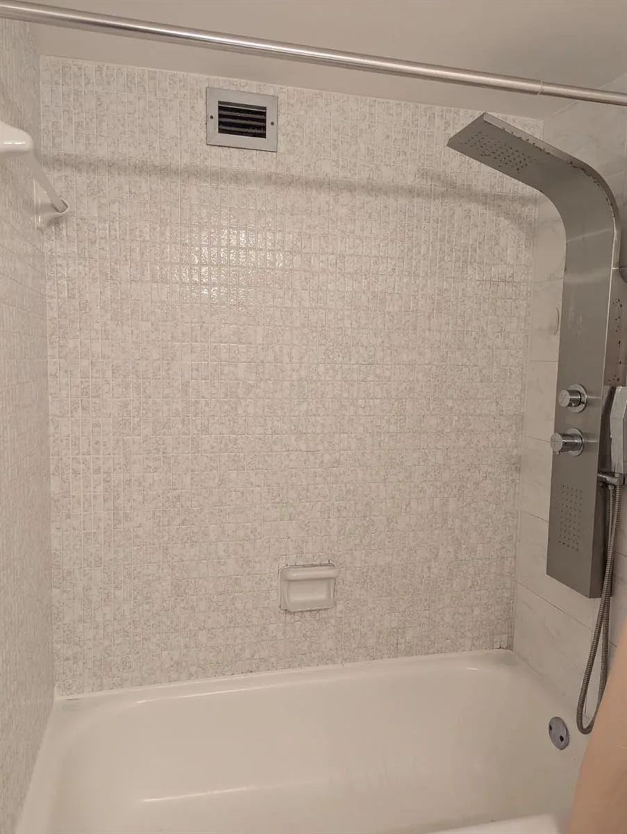 801 THREE ISLANDS Boulevard # 303, Hallandale Beach, FL 33009 photo 13