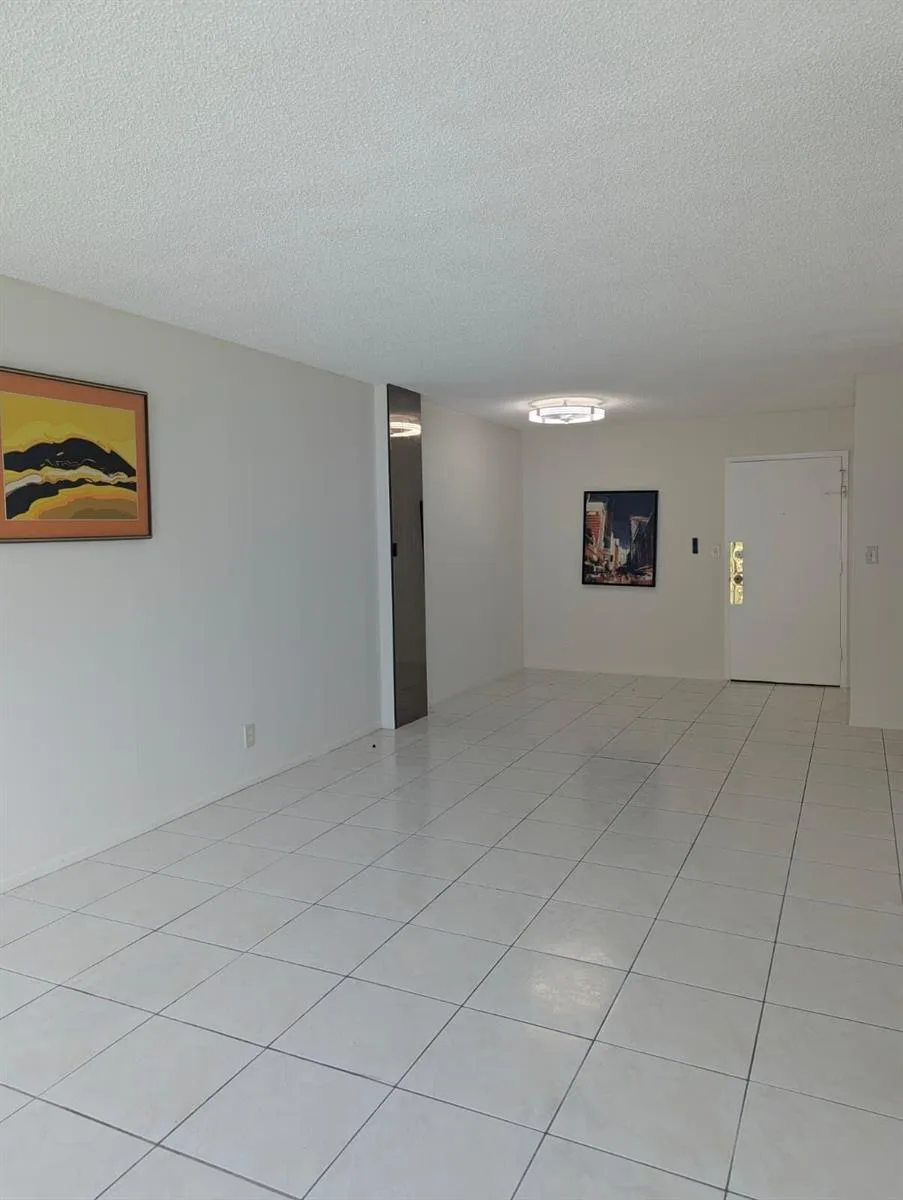 801 THREE ISLANDS Boulevard # 303, Hallandale Beach, FL 33009 photo 7
