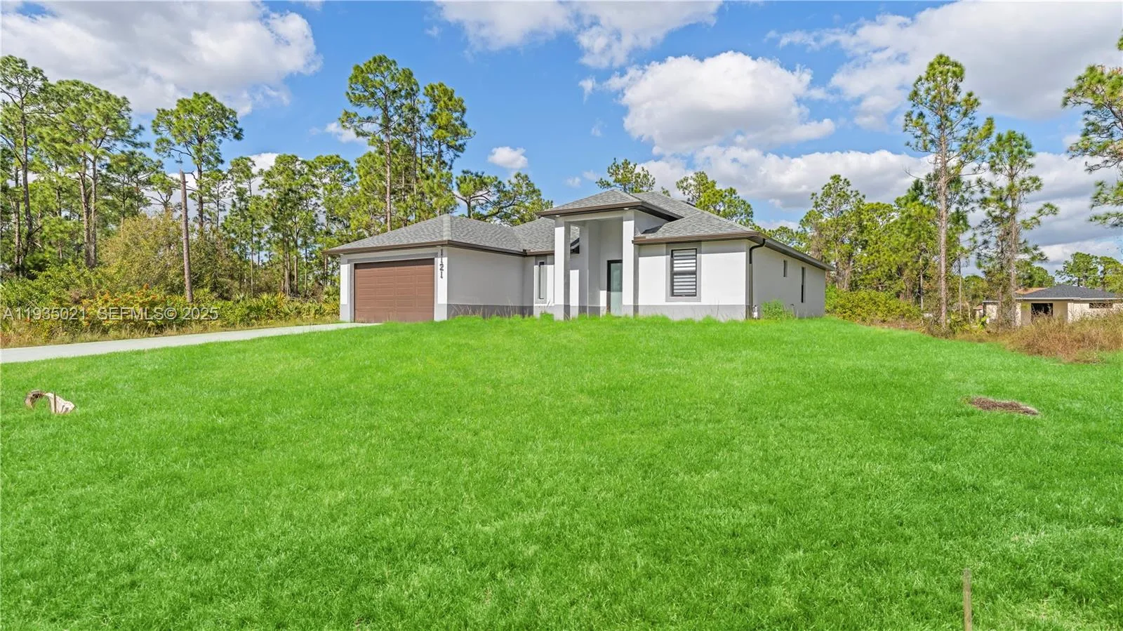 1121 CROCUS ST E, Lehigh Acres, FL 33974 photo 4
