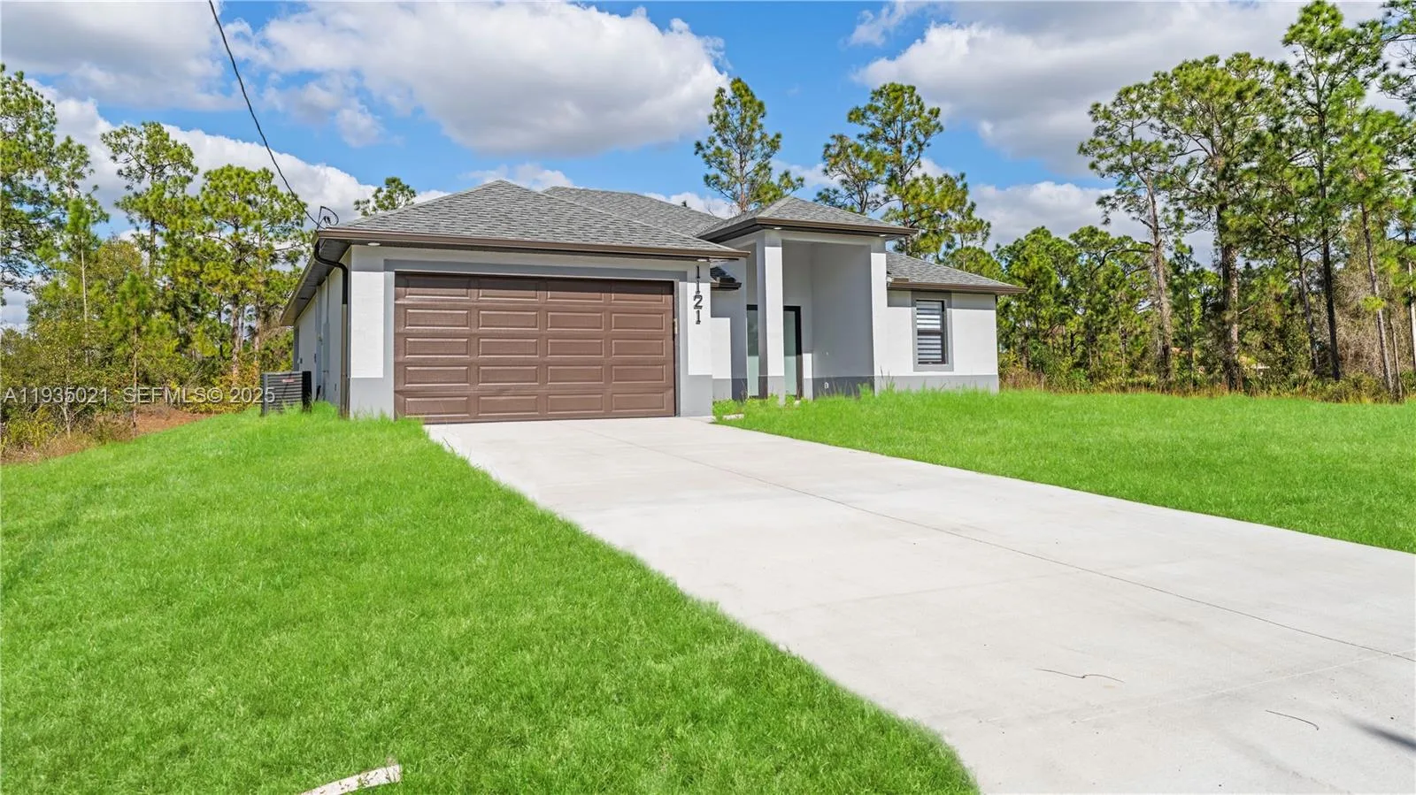 1121 CROCUS ST E, Lehigh Acres, FL 33974 photo 5