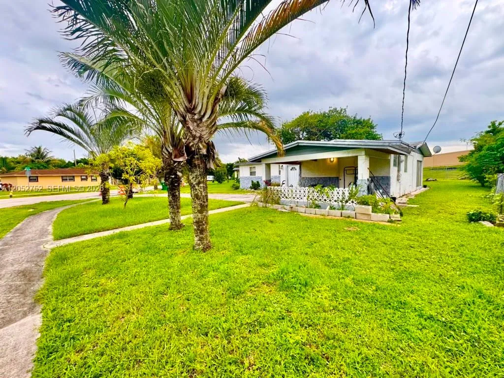 1201 NW 51st Ave, Lauderhill, FL 33313 photo 3