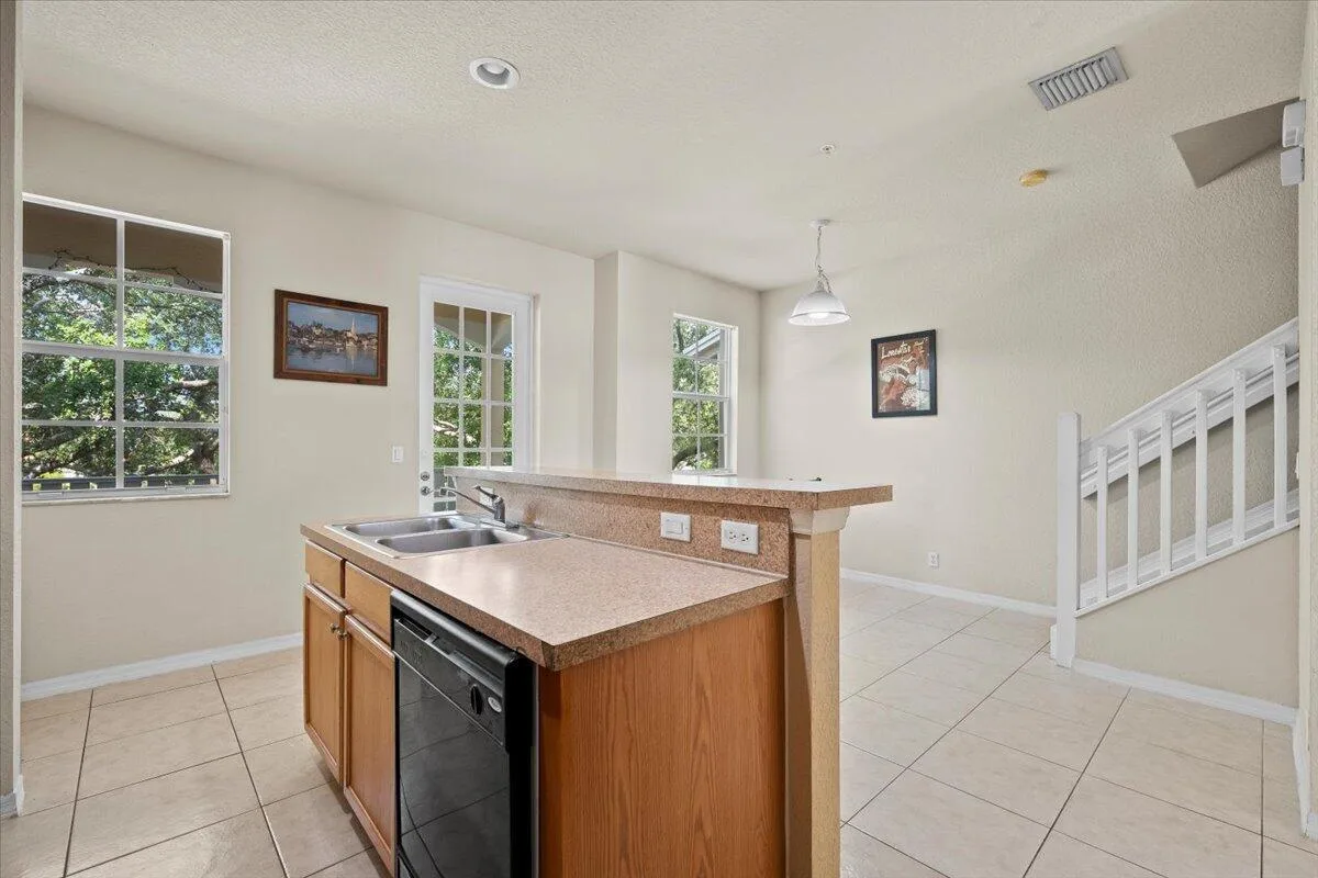 335 E Thatch Palm Circle # 104, Jupiter, FL 33458 photo 13