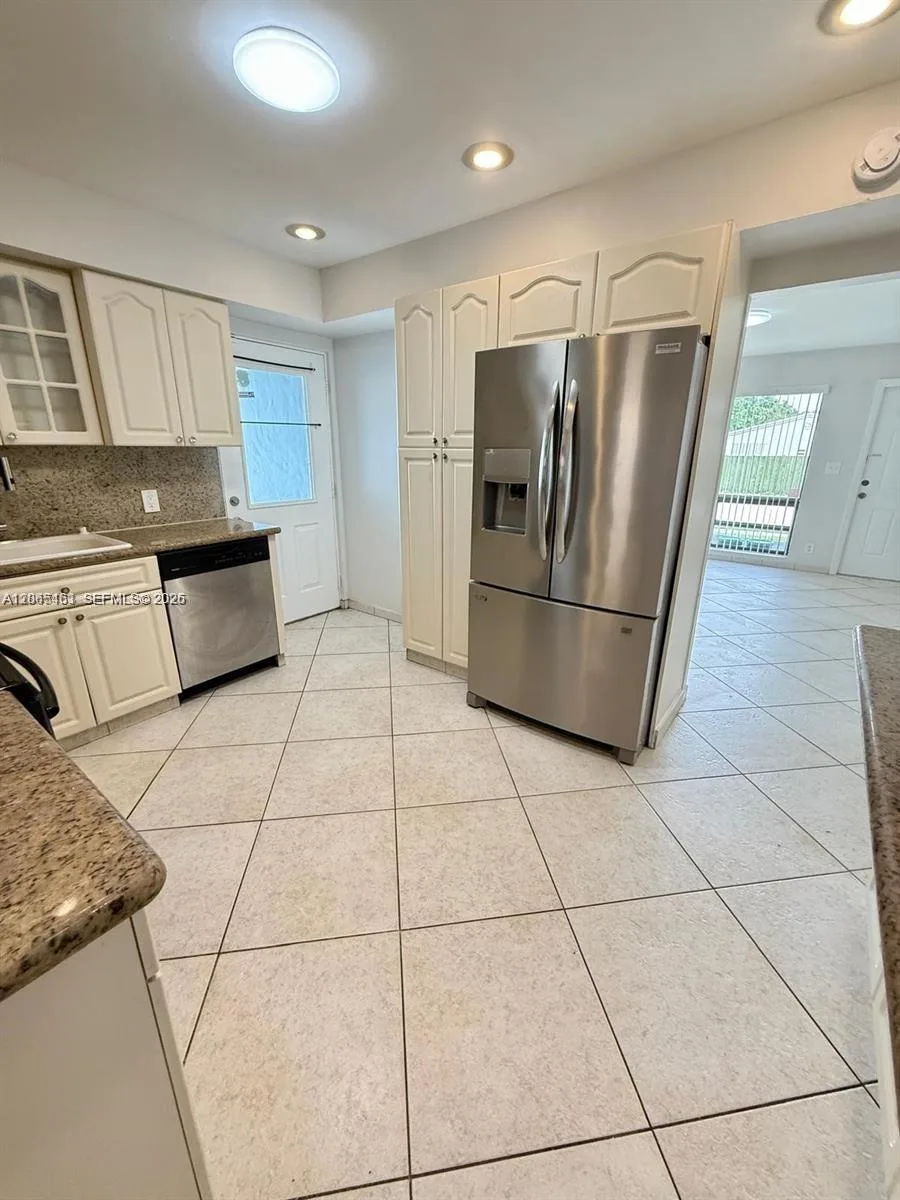 2240 N 57th Way # 0, Hollywood, FL 33021 photo 5