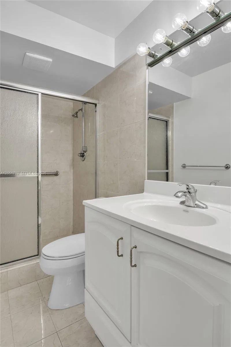1000 NE 14th Ave # 503, Hallandale Beach, FL 33009 photo 7