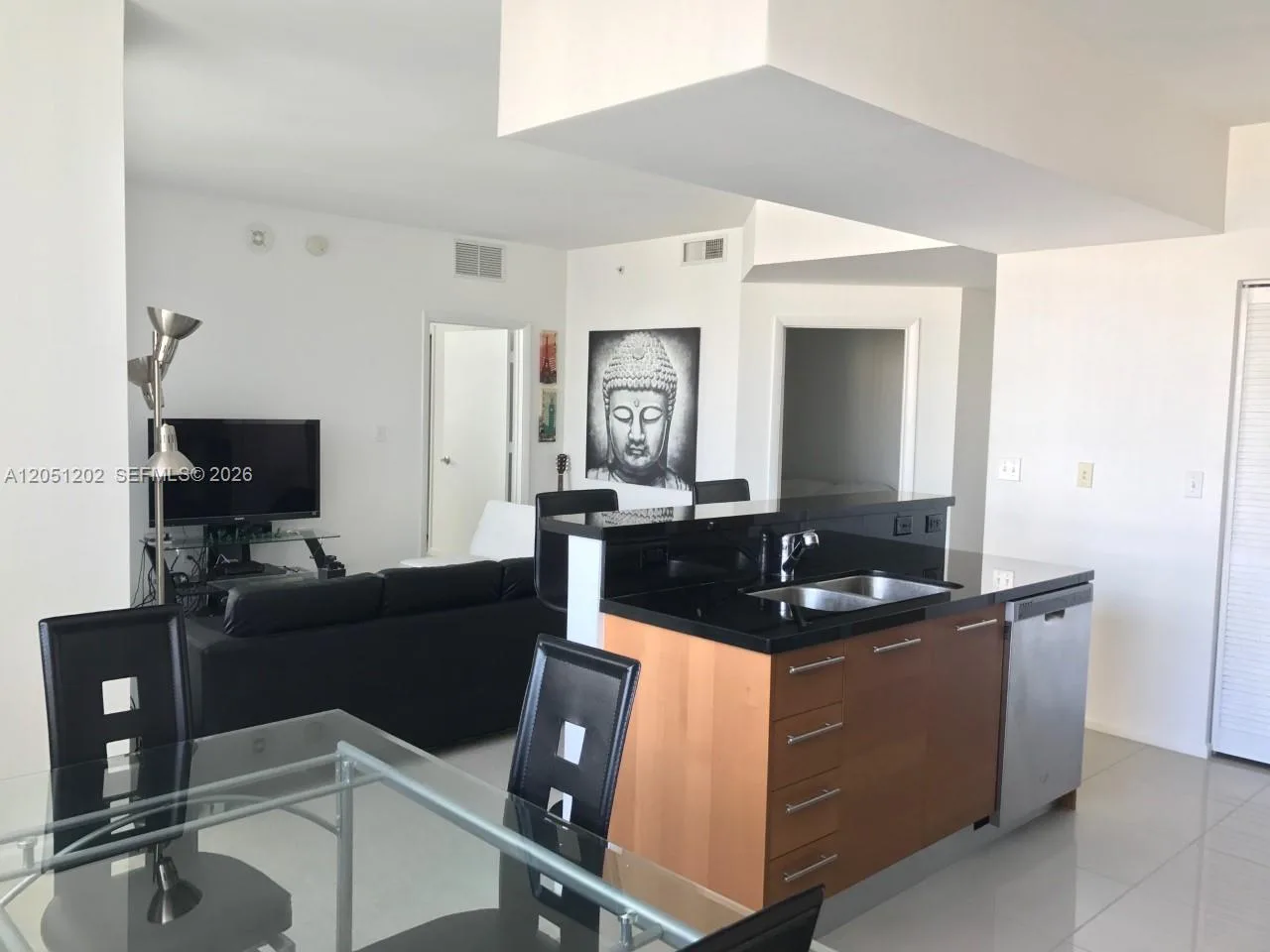 253 NE 2nd St # 1202, Miami, FL 33132 photo 2