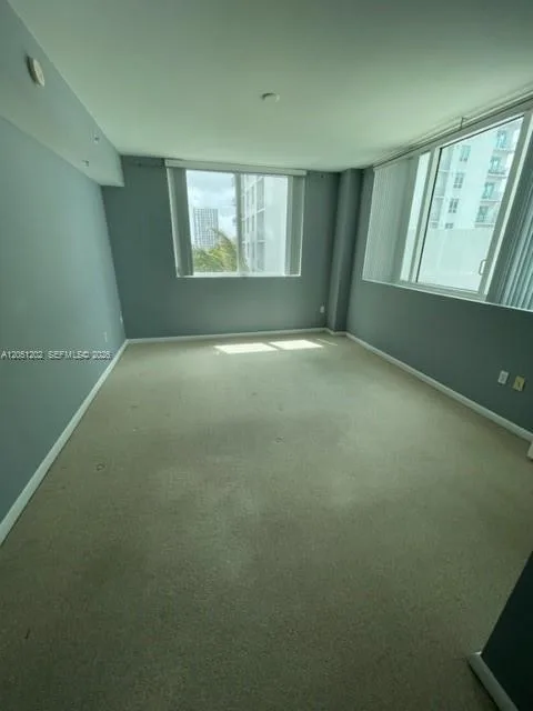 253 NE 2nd St # 1202, Miami, FL 33132 photo 3