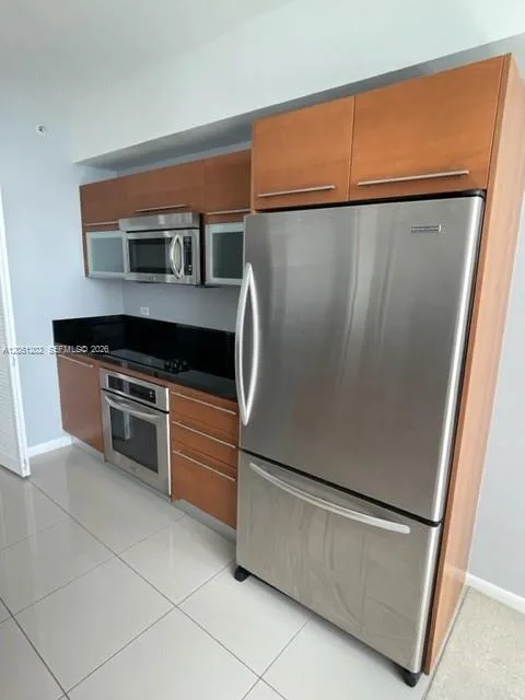 253 NE 2nd St # 1202, Miami, FL 33132 photo 7