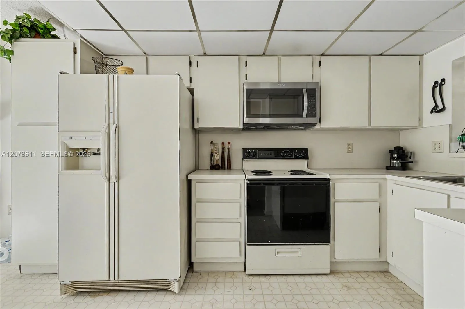 1557 N 15th Ter, Hollywood, FL 33020 photo 6