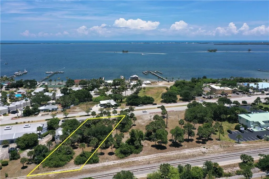 1531 Us Highway 1 Highway, Sebastian, FL 32958