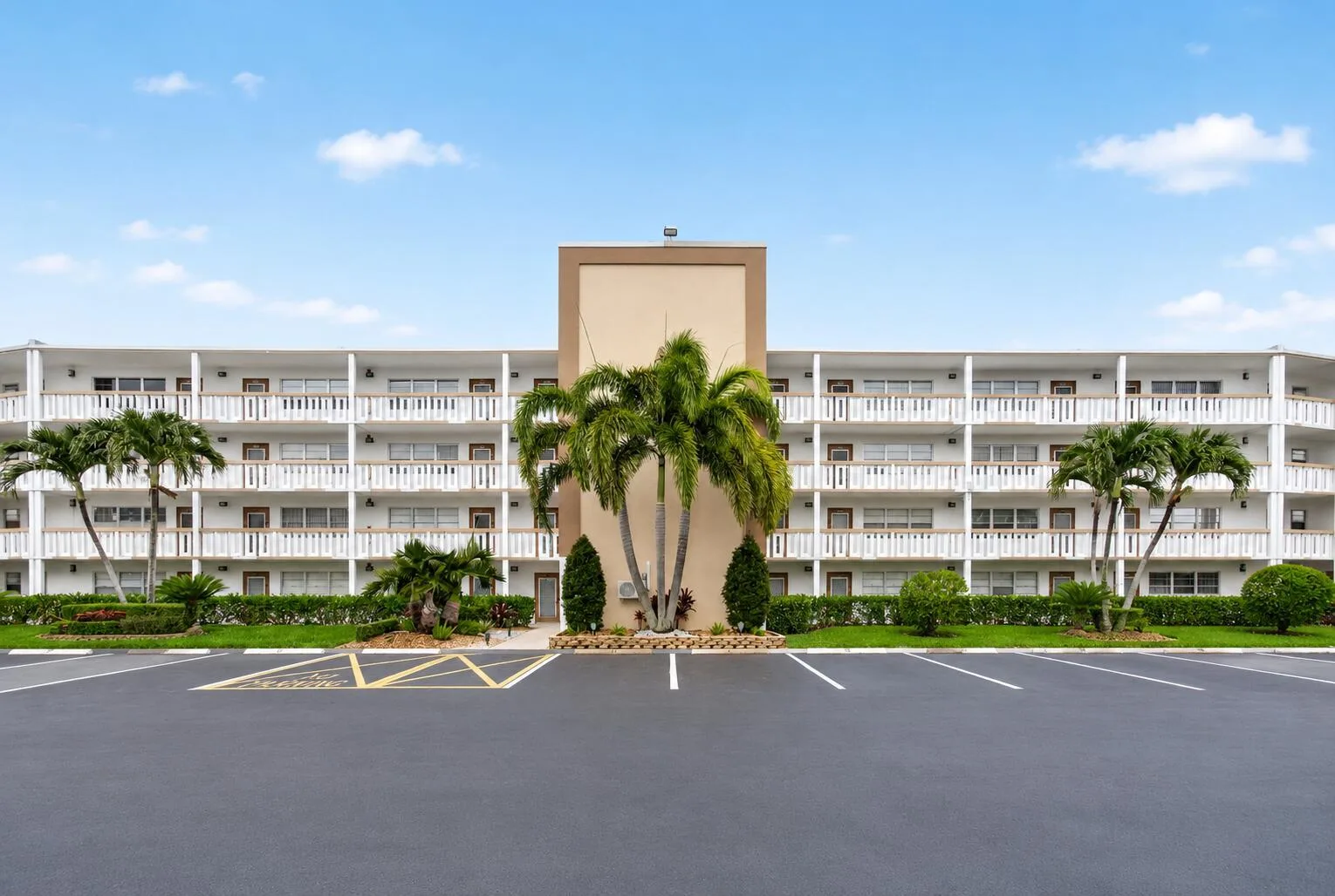 3008 Cornwall A, Boca Raton, FL 33434