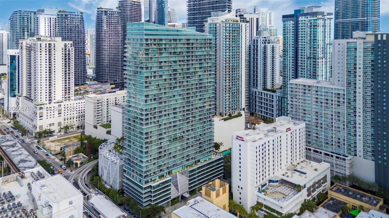 79 SW 12th St # 2302-S, Miami, FL 33130