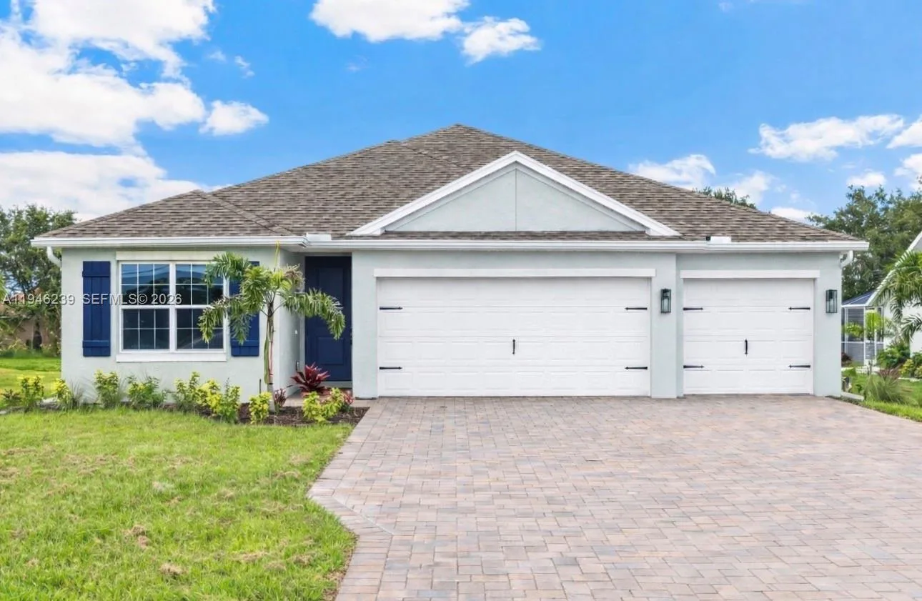 106 SE 23rd Pl, Cape Coral, FL 33990