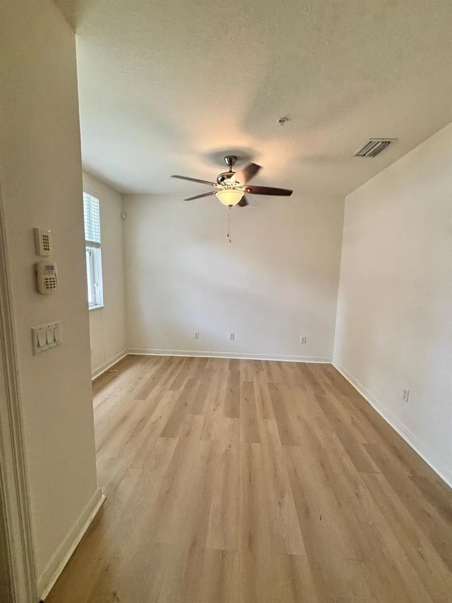 767 MILLBRAE Court # 2, West Palm Beach, FL 33401 photo 12