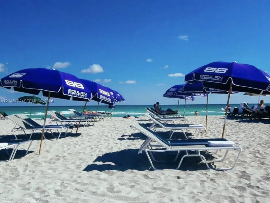 220 21st St # 401, Miami Beach, FL 33139 photo 10