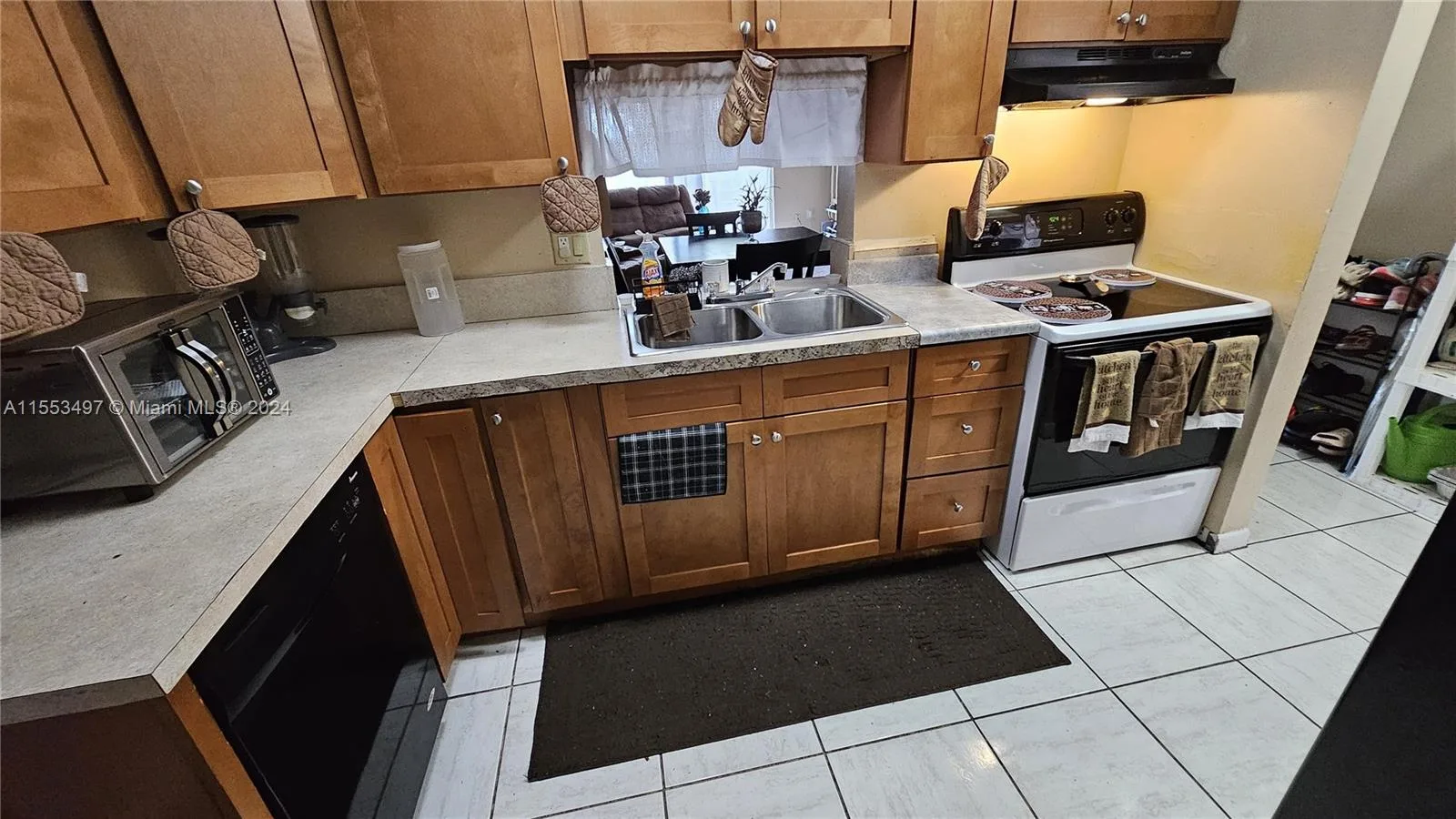 2800 NW 56th Ave # A403, Lauderhill, FL 33313 photo 3