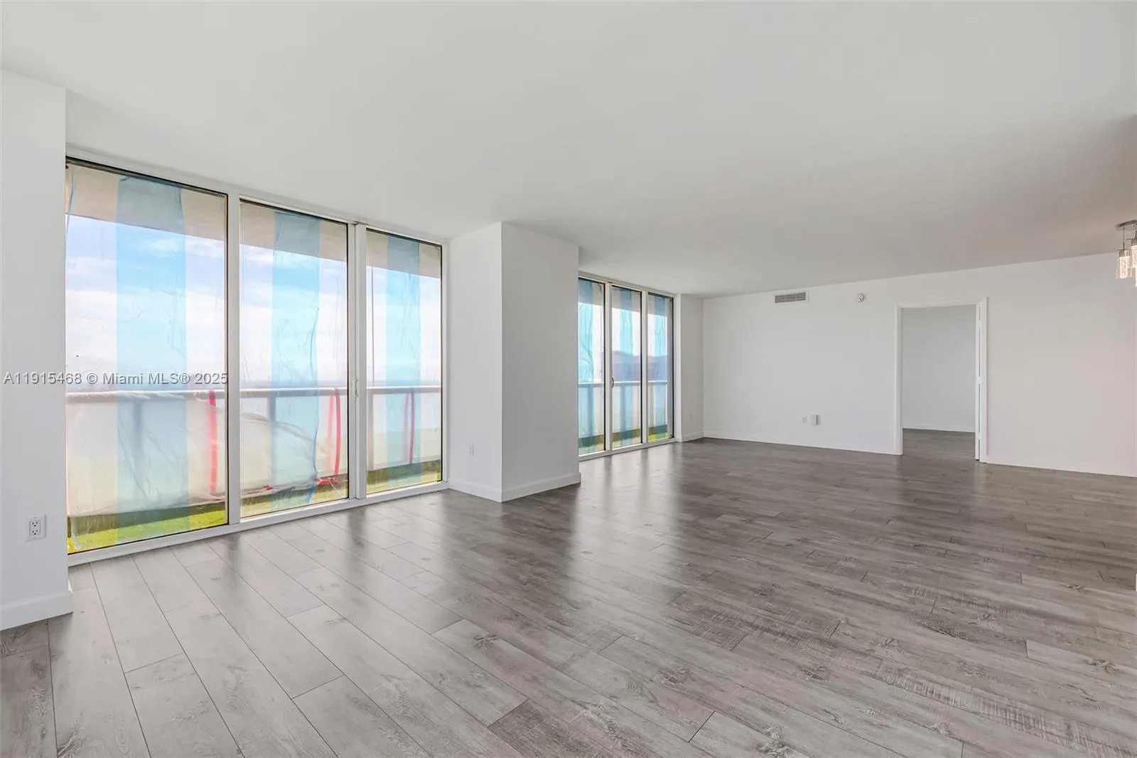 50 Biscayne Blvd # 3902, Miami, FL 33132 photo 5