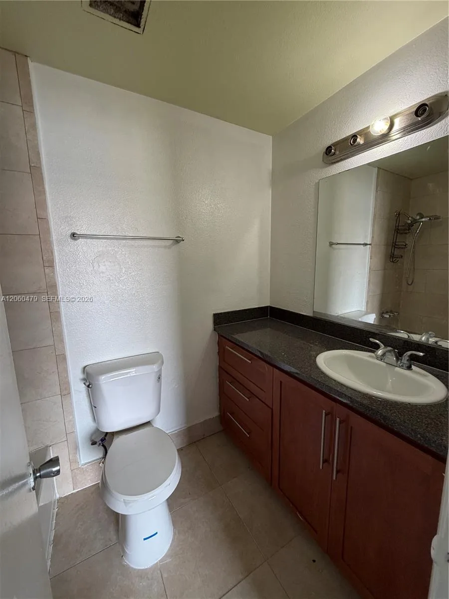 18602 NW 46th Ave # 18602, Miami Gardens, FL 33055 photo 4