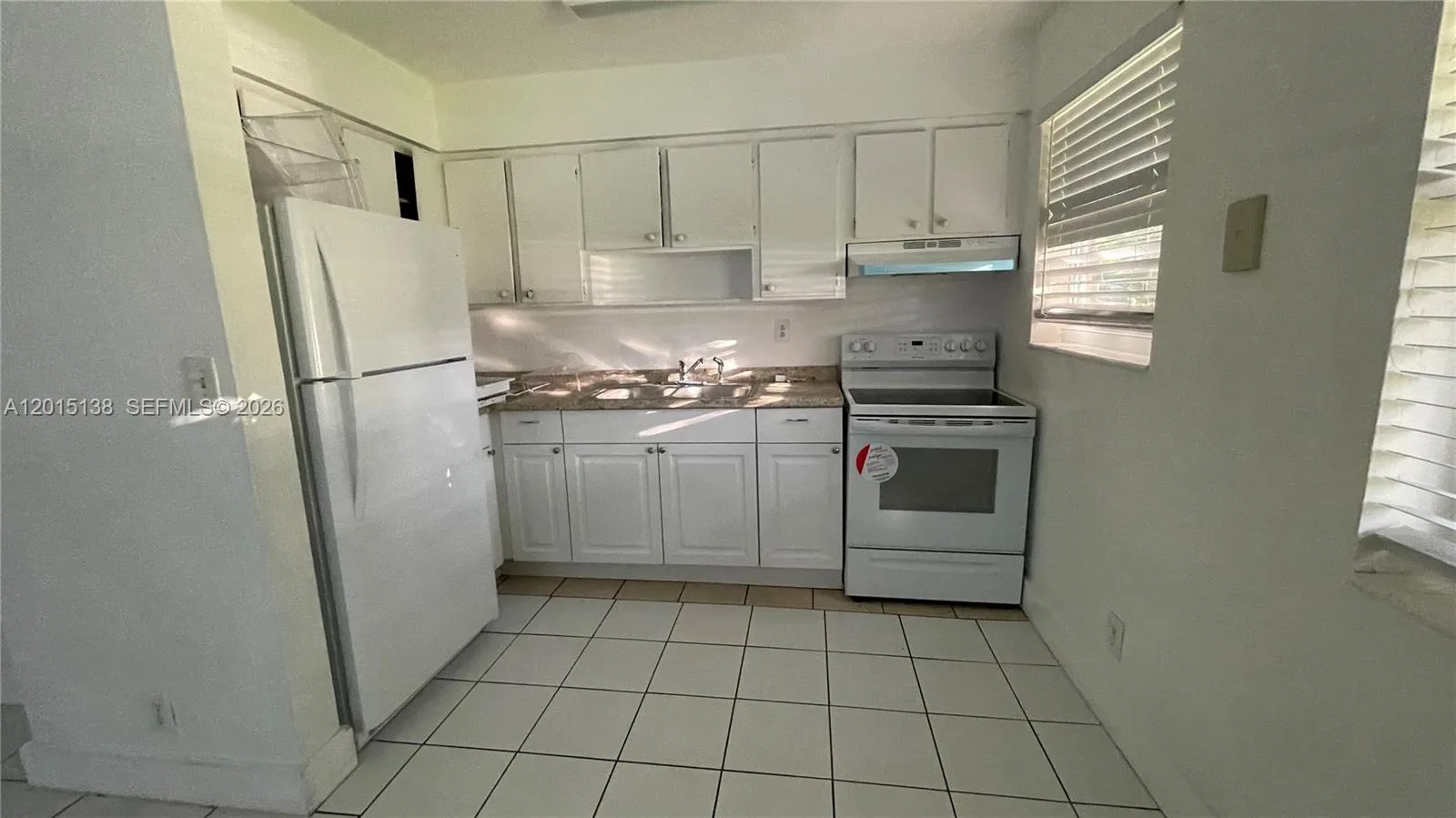 5200 NW 16th St, Lauderhill, FL 33313