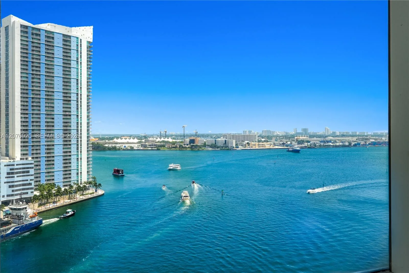 901 Brickell Key Blvd # 1807, Miami, FL 33131
