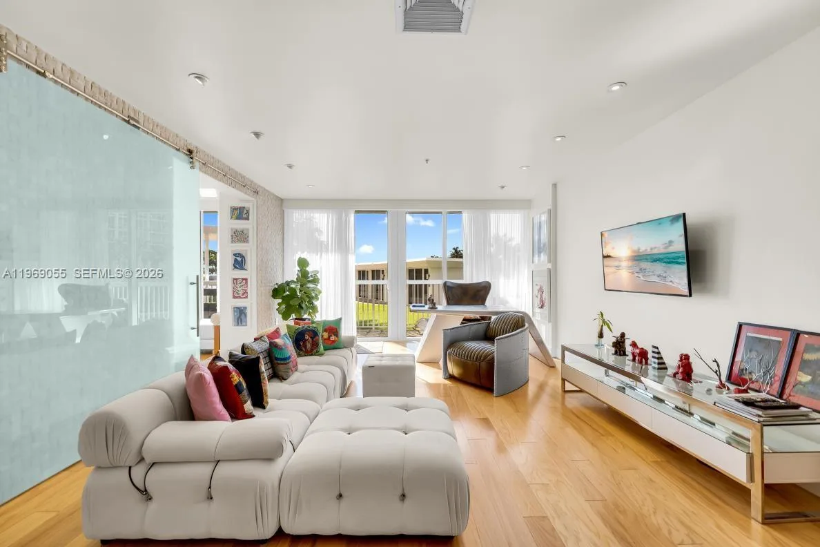 10275 Collins Ave # 102, Bal Harbour, FL 33154 photo 2