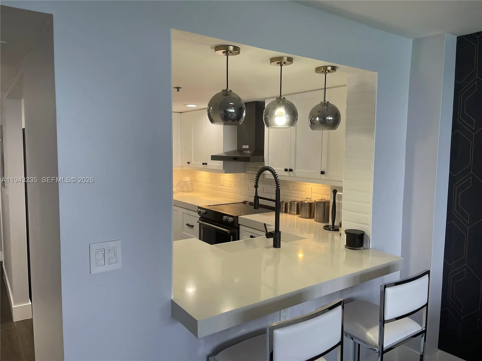 2555 Collins Ave # 1409, Miami Beach, FL 33140 photo 4