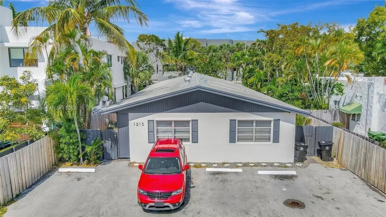 1213 SE 1st Street # 1-4, Fort Lauderdale, FL 33301