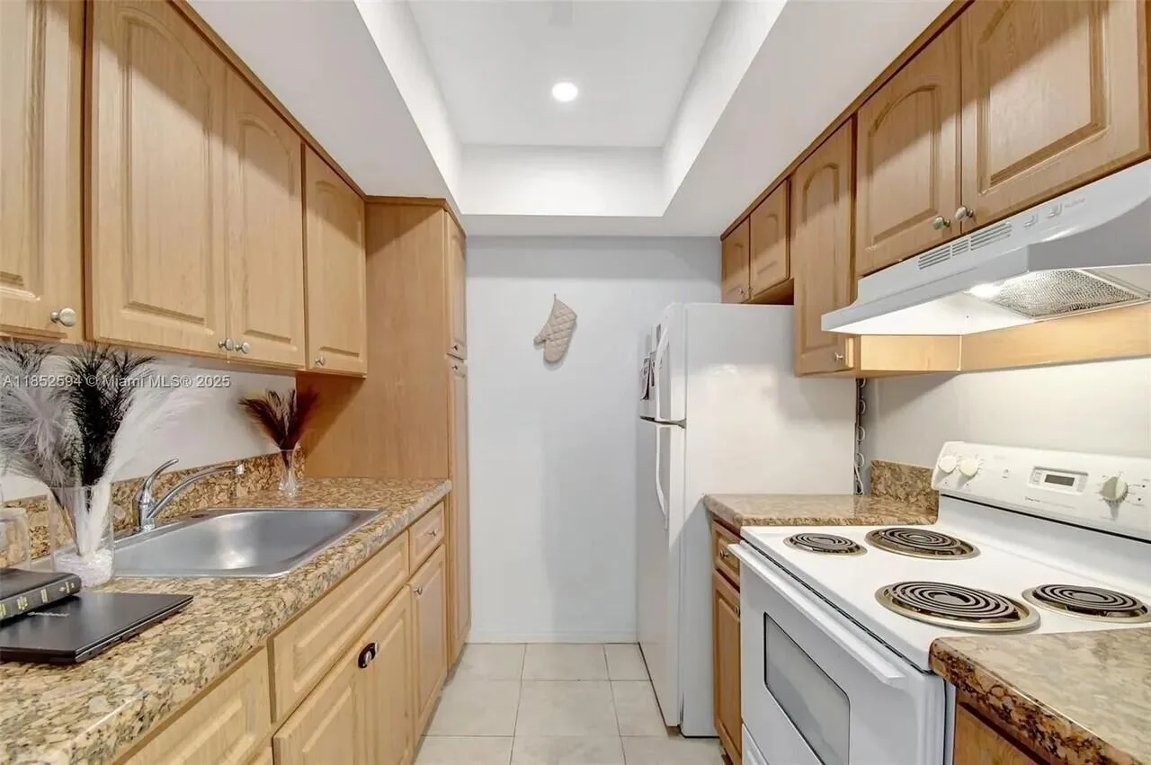 1213 SE 1st Street # 1, Fort Lauderdale, FL 33301 photo 11