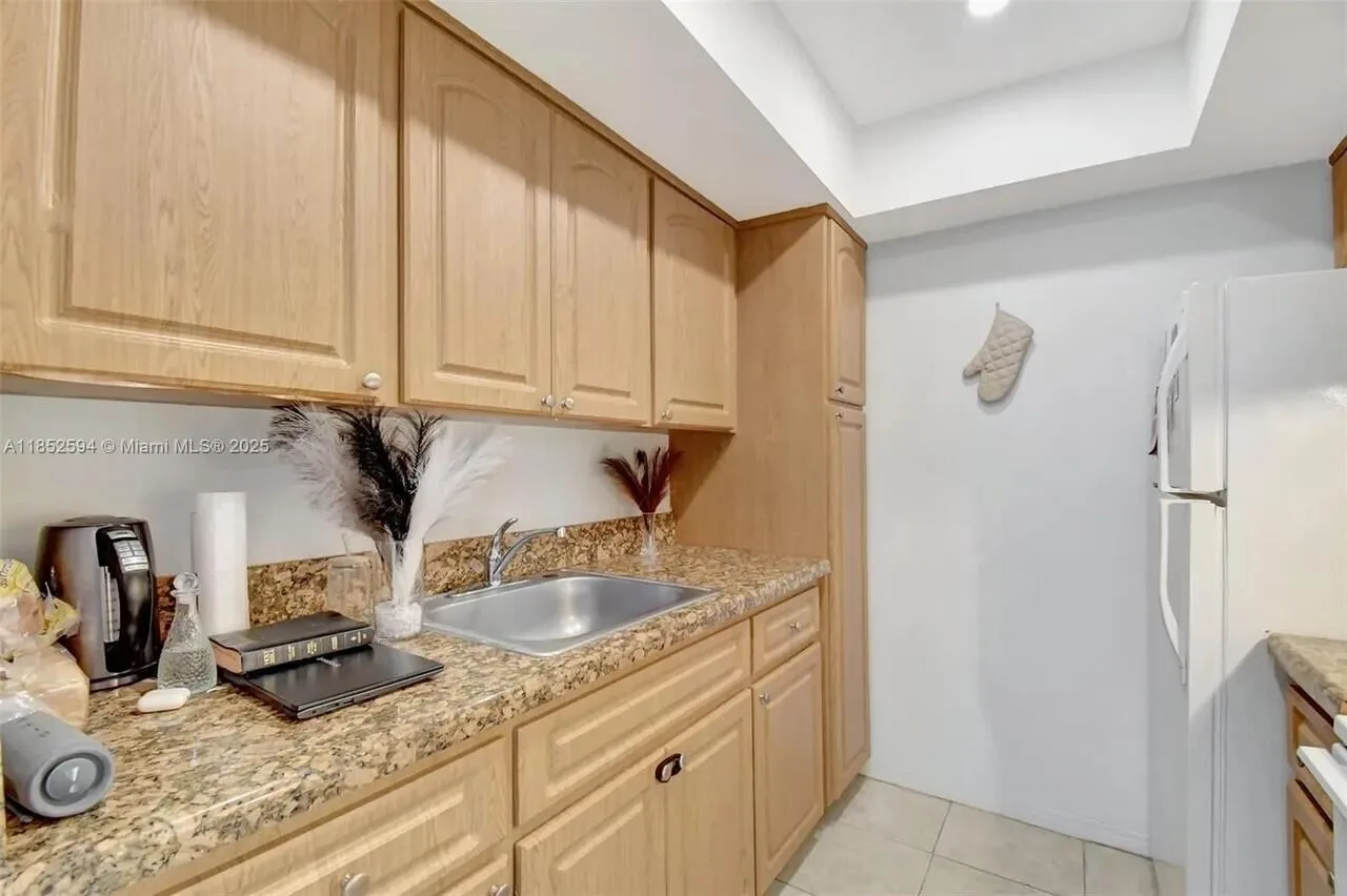 1213 SE 1st Street # 1, Fort Lauderdale, FL 33301 photo 12