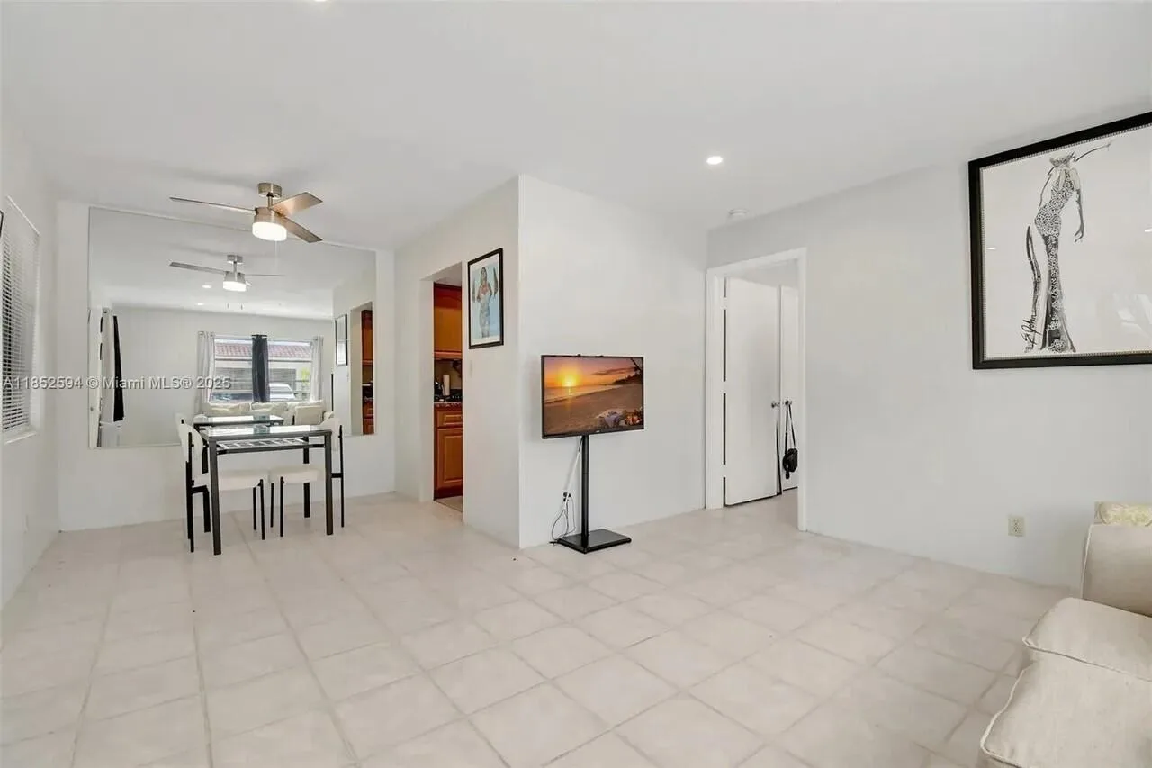 1213 SE 1st Street # 1, Fort Lauderdale, FL 33301 photo 8