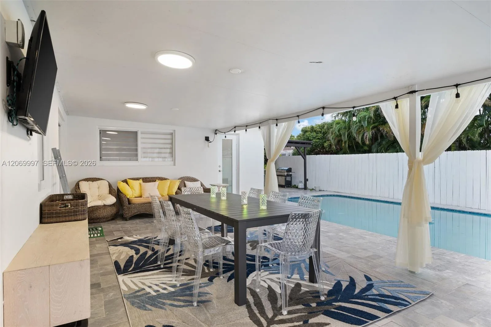 208 SE 4th Ter, Dania Beach, FL 33004 photo 11