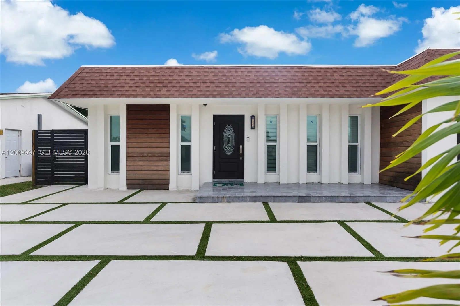 208 SE 4th Ter, Dania Beach, FL 33004 photo 7