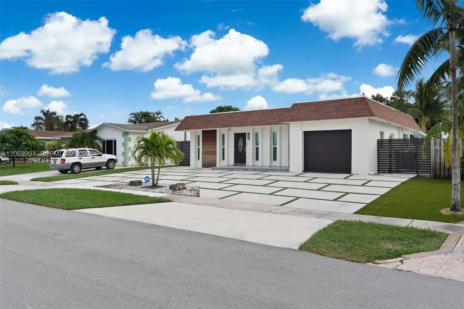 208 SE 4th Ter, Dania Beach, FL 33004 photo 8