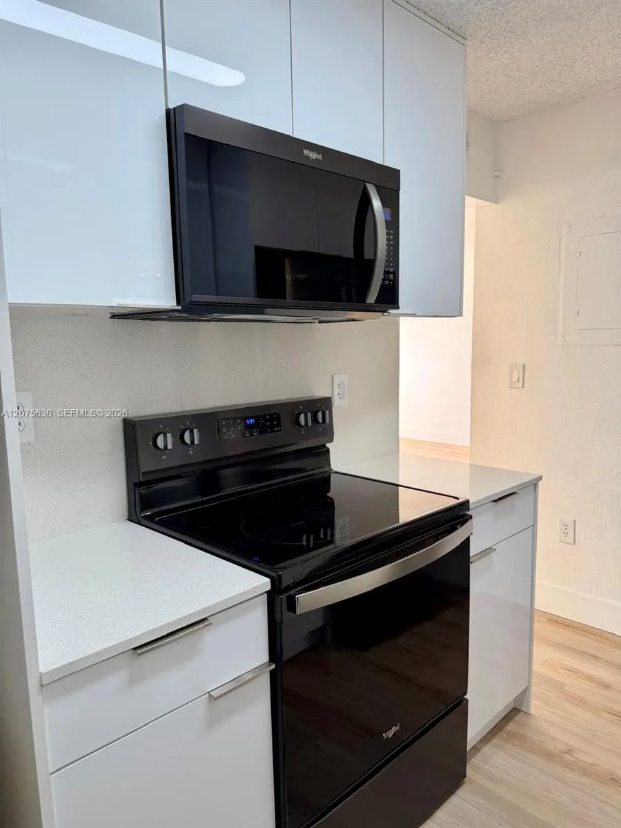 5055 NW 7th St # 413, Miami, FL 33126 photo 11