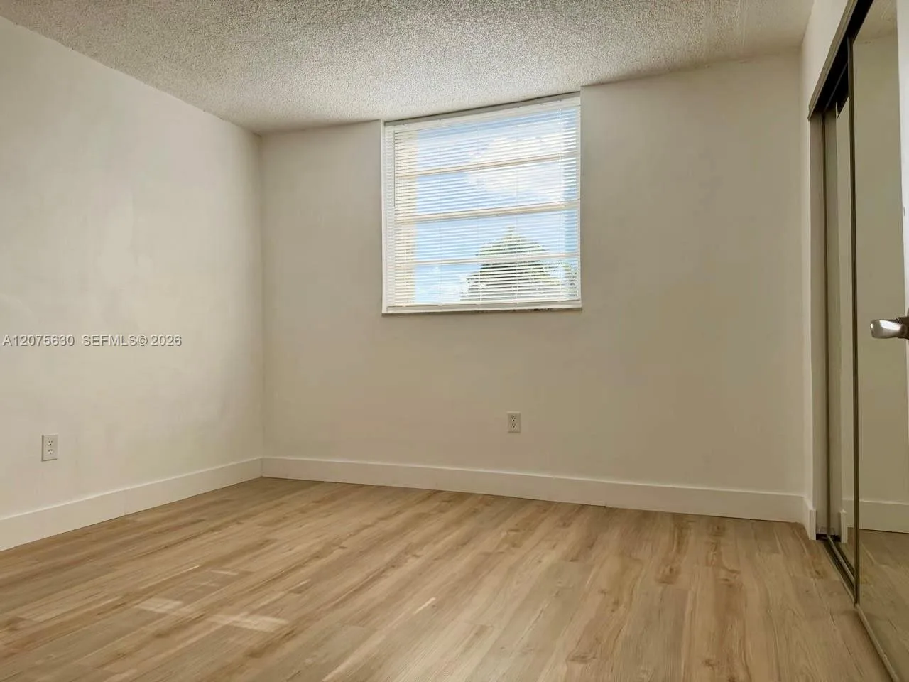 5055 NW 7th St # 413, Miami, FL 33126 photo 6