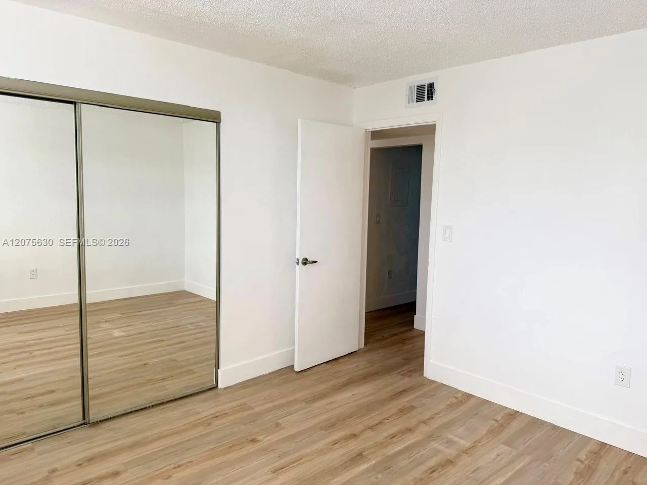 5055 NW 7th St # 413, Miami, FL 33126 photo 7