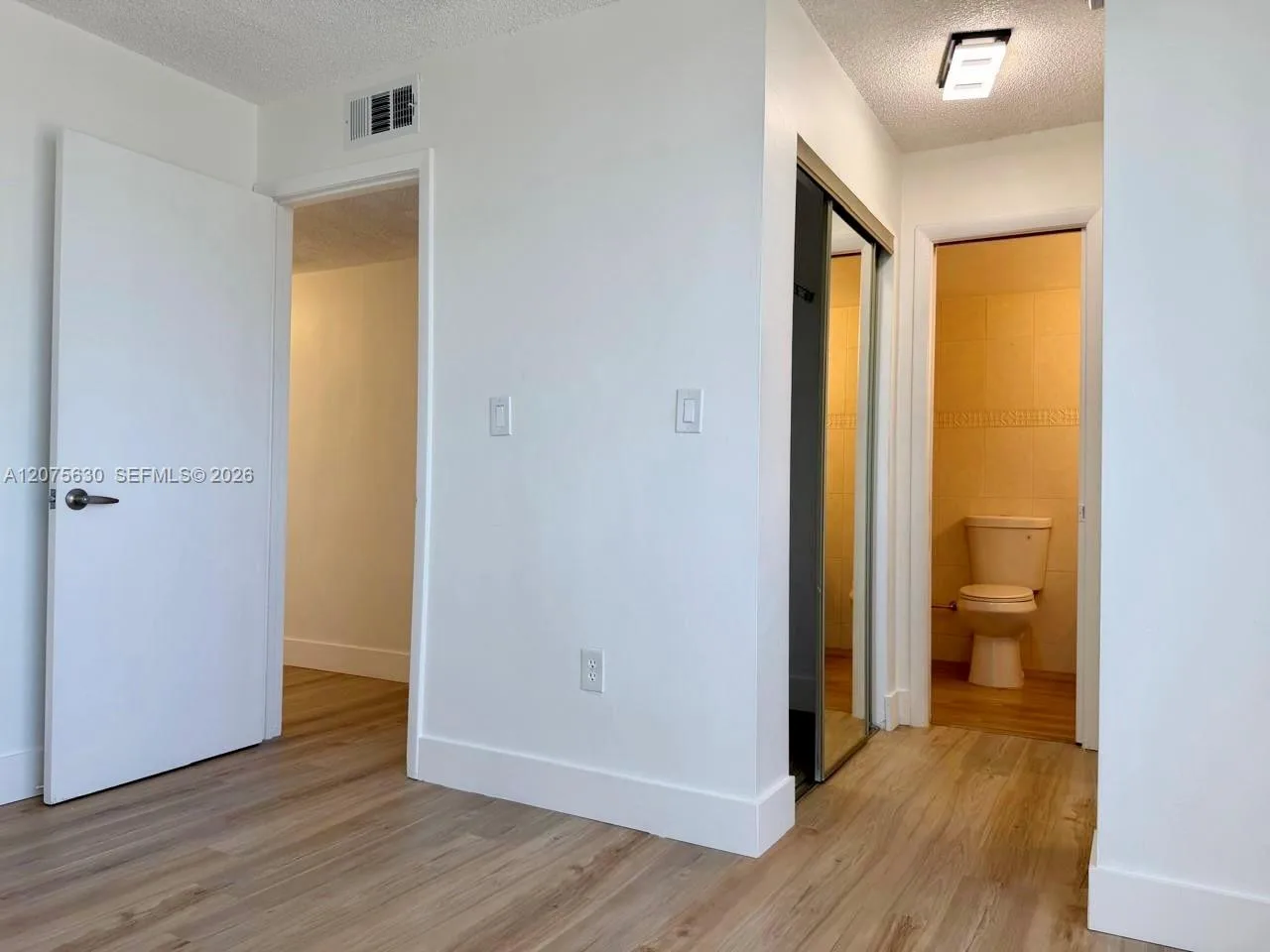 5055 NW 7th St # 413, Miami, FL 33126 photo 8
